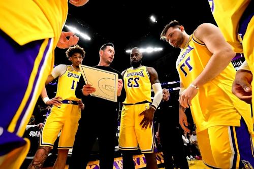 NBA战报：勇士火力全开，湖人逆袭成功！这场精彩对决，你看了吗？🏀🔥