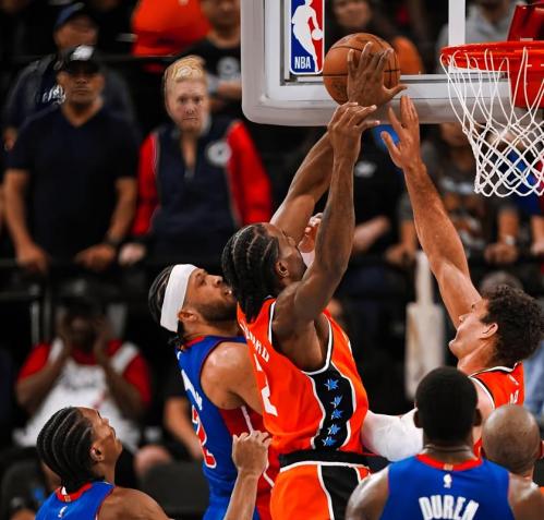 NBA战况：快船与爵士激战正酣，火花四溅！