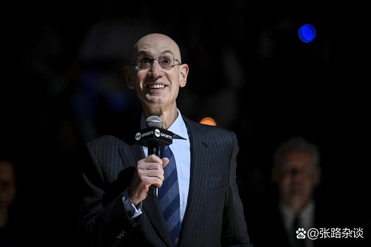 NBA总裁萧华是华人吗？揭秘这位篮球界大佬的背景之谜！