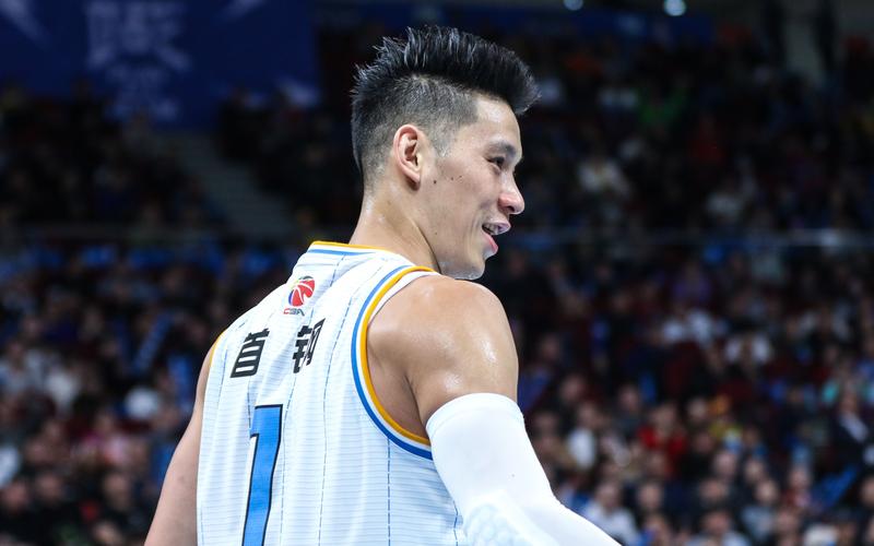 林书豪现在在cba什么队，林书豪去年在cba打的怎么样
